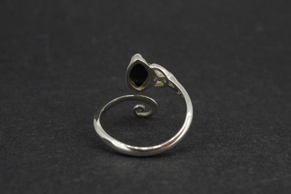 Edinburgh Castle Rock Sterling Silver Trinity Ring