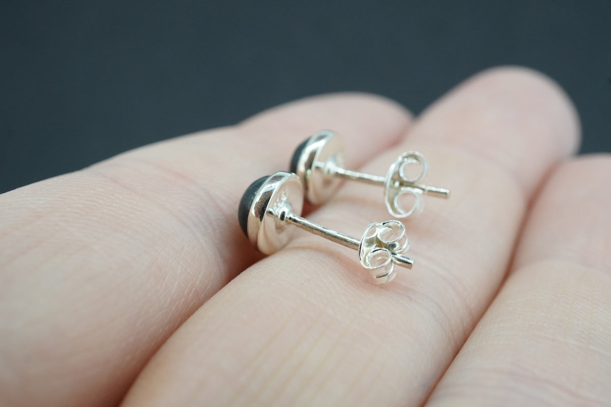 Edinburgh Castle Rock Sterling Silver Round Earrings