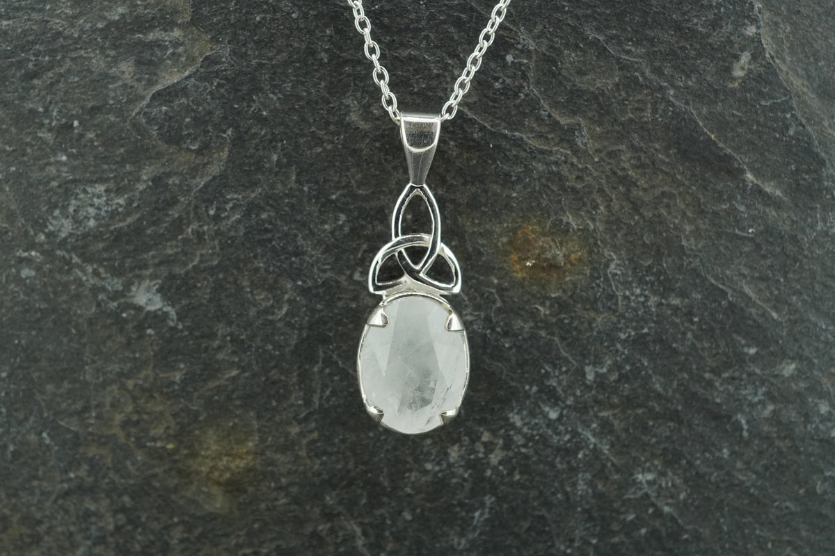 Kingdom 'Diamond' Sterling Silver Celtic Oval Pendant