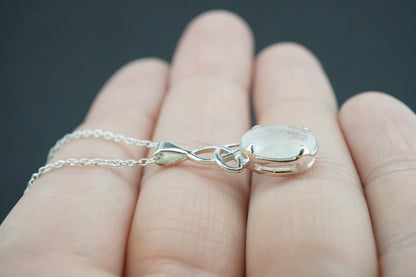 Kingdom 'Diamond' Sterling Silver Celtic Oval Pendant