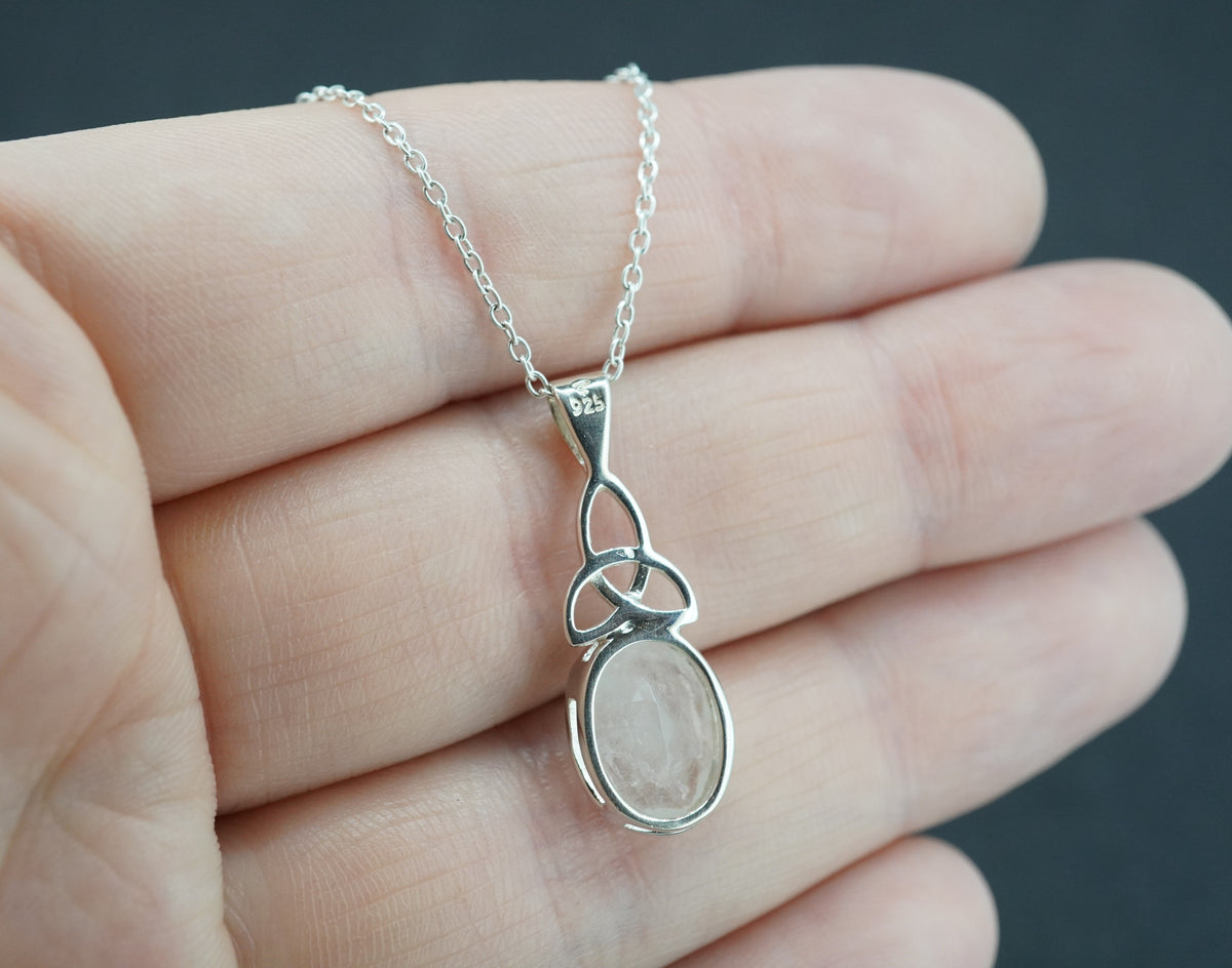 Kingdom 'Diamond' Sterling Silver Celtic Oval Pendant