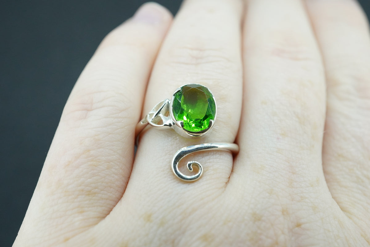 Edinburgh Sea Glass Sterling Silver Green Celtic Ring