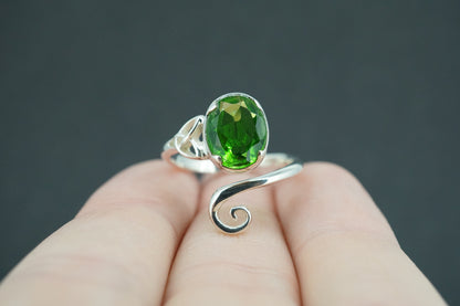 Edinburgh Sea Glass Sterling Silver Green Celtic Ring