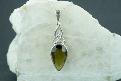 Edinburgh Sea Glass Sterling Silver Large Knot Pendant