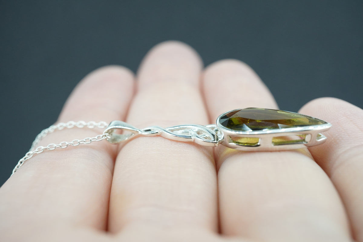 Edinburgh Sea Glass Sterling Silver Large Knot Pendant