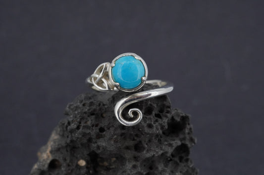 Turquoise Sterling Silver Round Celtic Ring