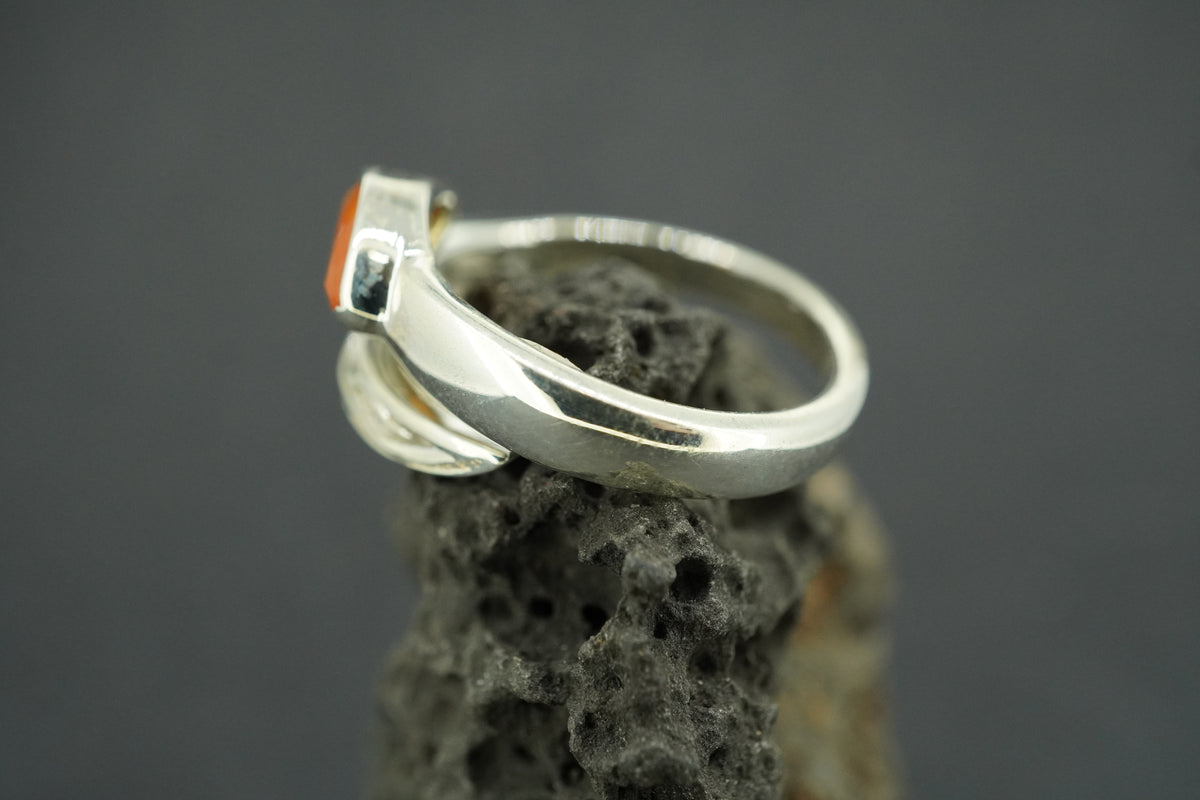Indian Carnelian Sterling Silver Celtic Ring