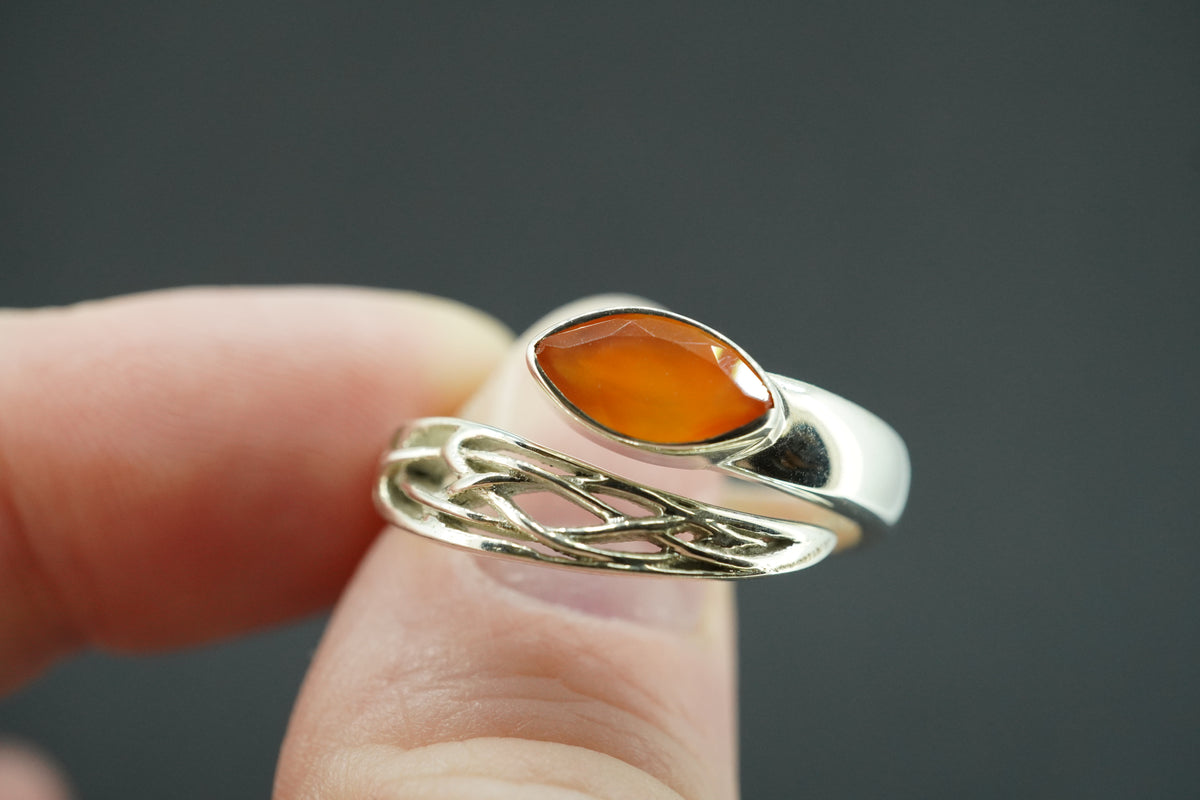 Indian Carnelian Sterling Silver Celtic Ring