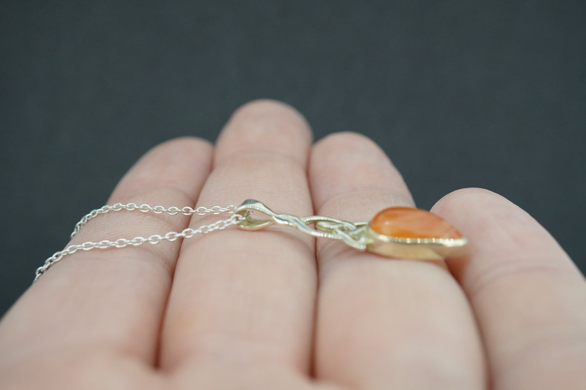 Indian Carnelian Sterling Silver Celtic Pendant
