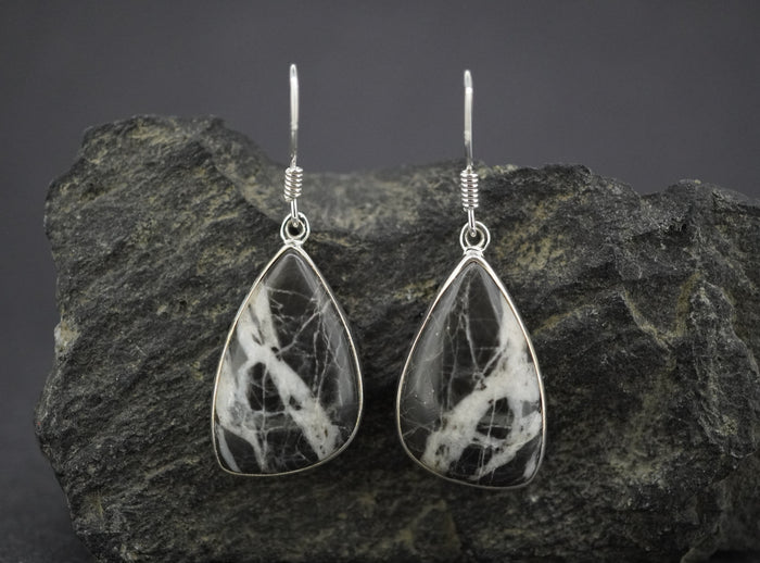 Ullapool Stone Sterling Silver Medium Curve Earrings