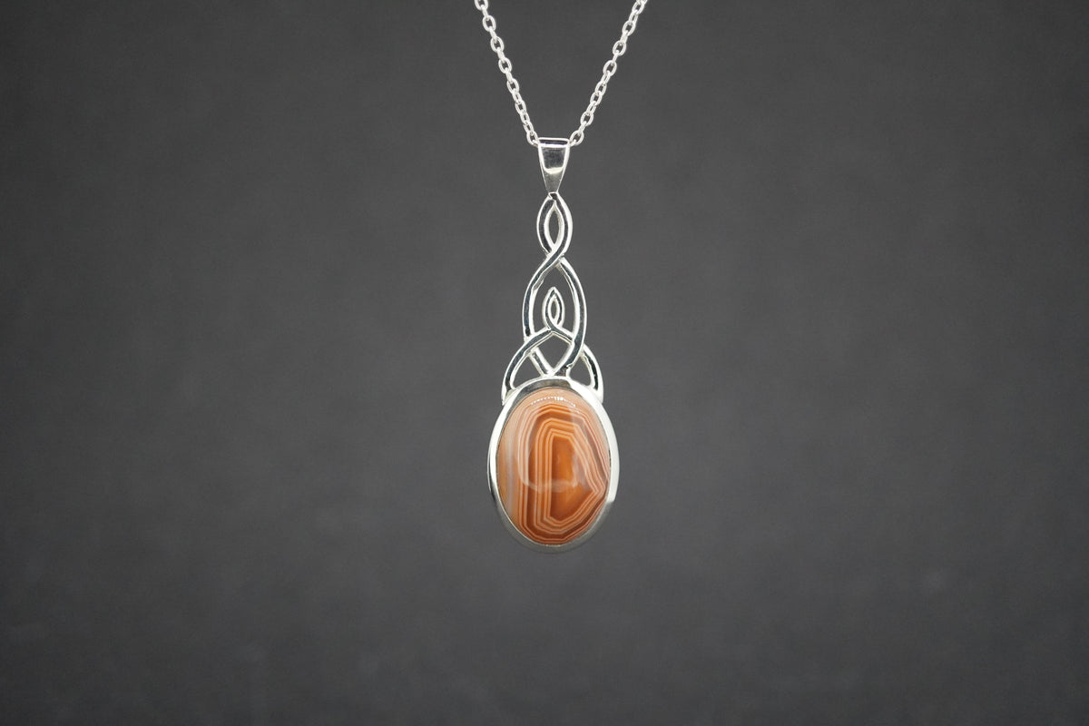 Scottish Agate Sterling Silver Oval Celtic Pendant