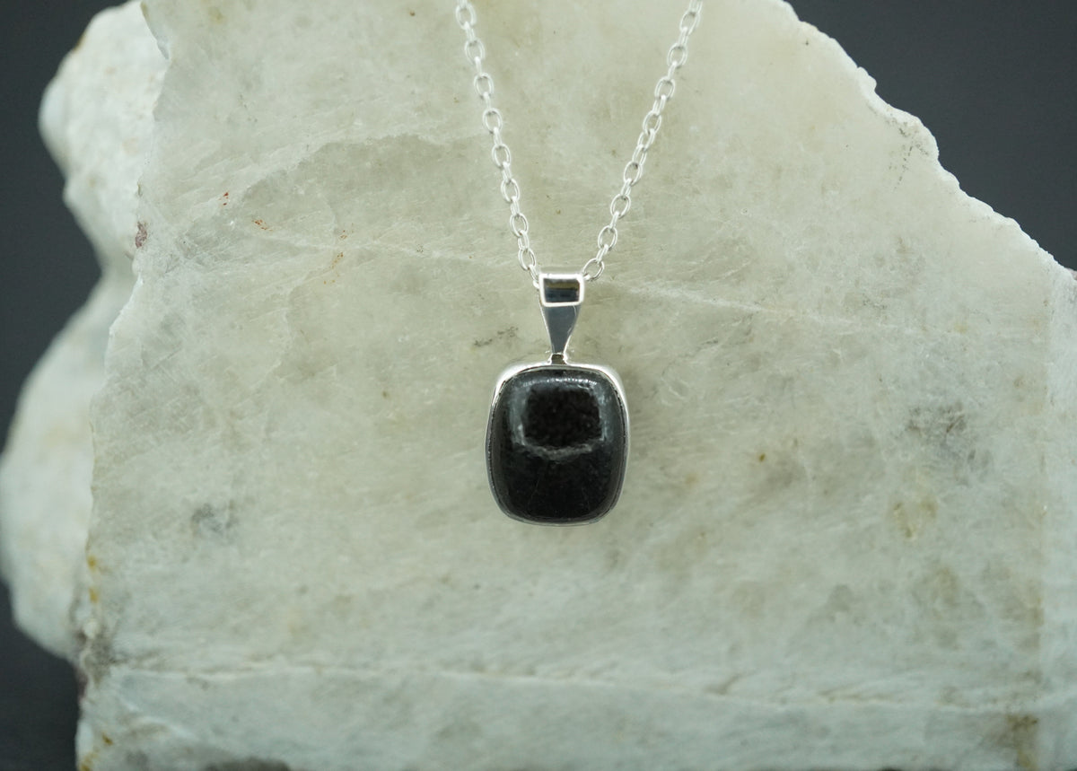 Edinburgh Cobblestone Sterling Silver Black Small Pendant