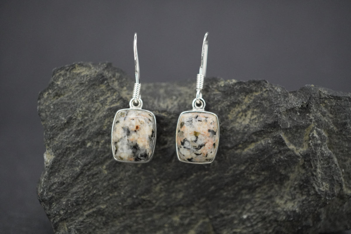 Edinburgh Cobblestone Sterling Silver White Earrings