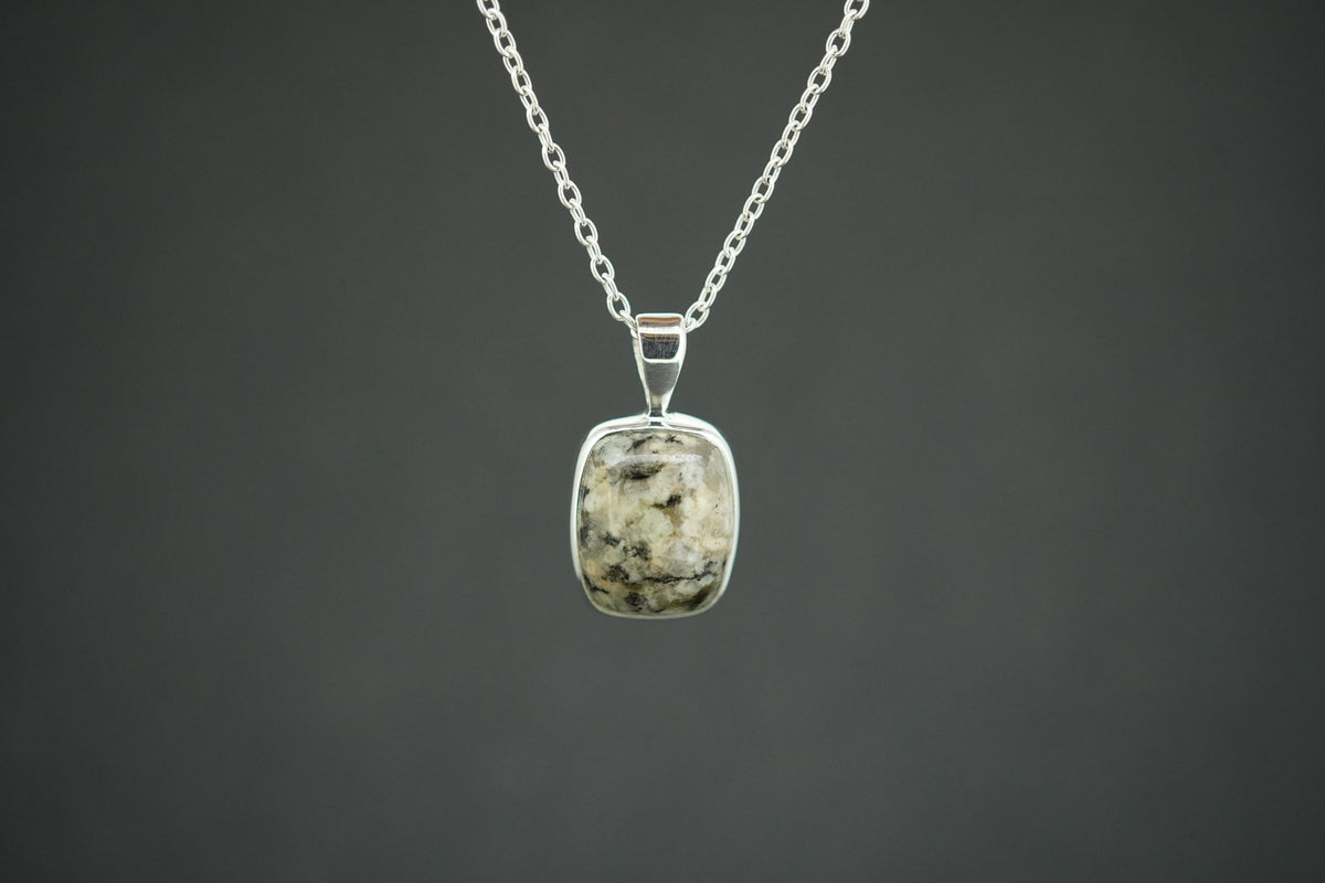 Edinburgh Cobblestone Sterling Silver Pendant - Square