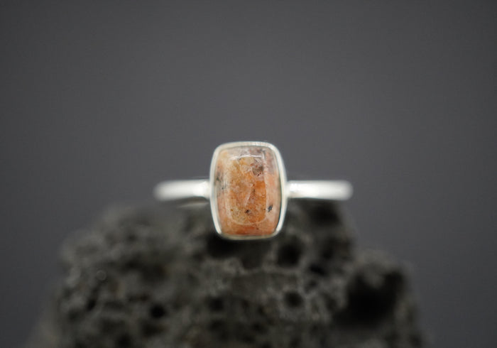 Edinburgh Cobblestone Rectangular Pink Petite Ring