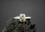 Edinburgh Cobblestone Rectangular White Petite Ring