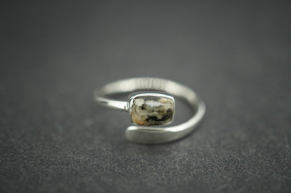 Edinburgh Cobblestone Wire Ring