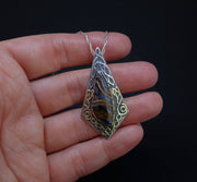 'Tìgear' Scottish 'Tiger's Eye' on a Scottish Gold & Silver Pendant image 1