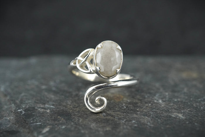 Cairngorm Quartz Sterling Silver Celtic Ring image 0