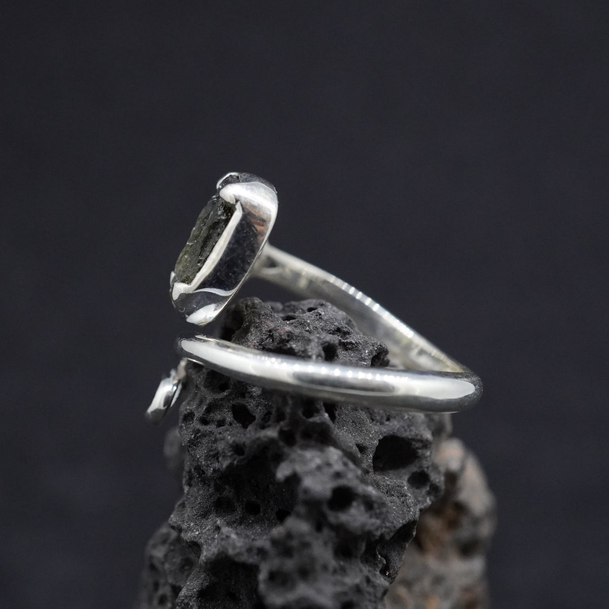 Moldavite Sterling Silver Celtic  Ring image 3