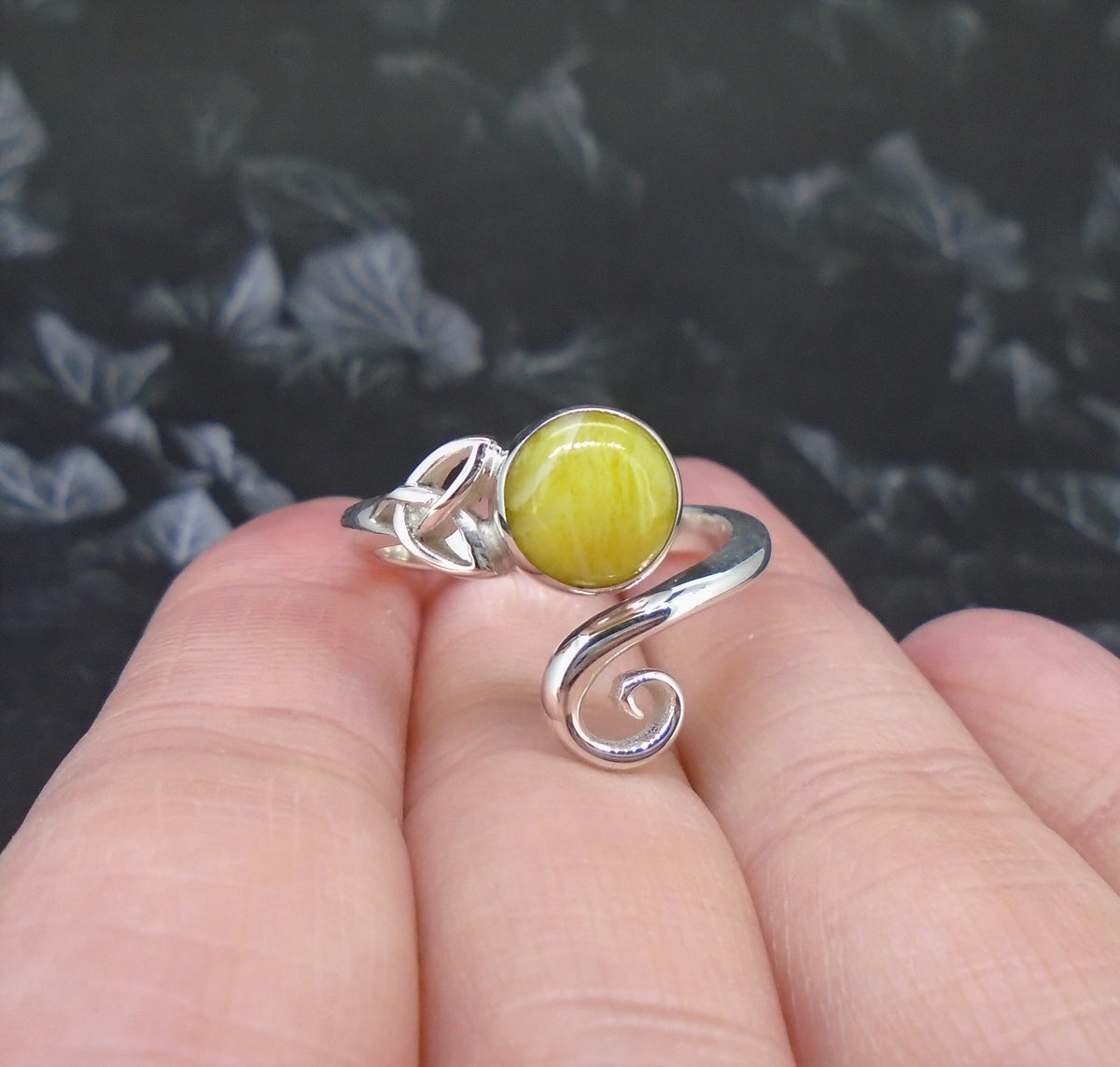 Highland Marble Celtic Knot Sterling Silver Ring image 2