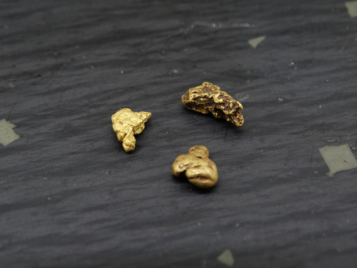 Scottish Highlands Gold Large 'Picker' Nuggets, 2015 - 0.7g image 0