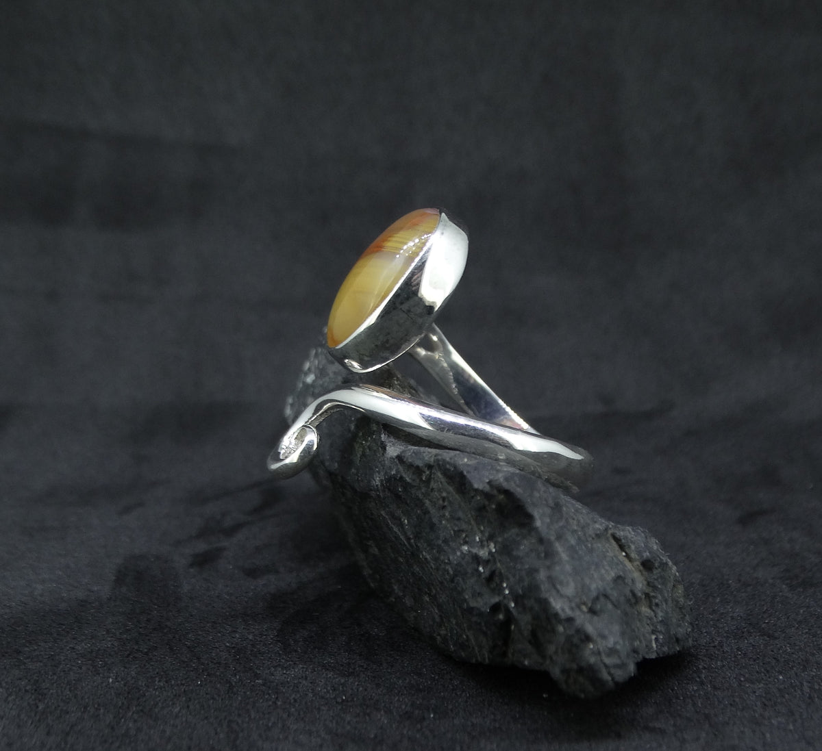 Burn Anne Agate Sterling Silver Celtic Ring image 4