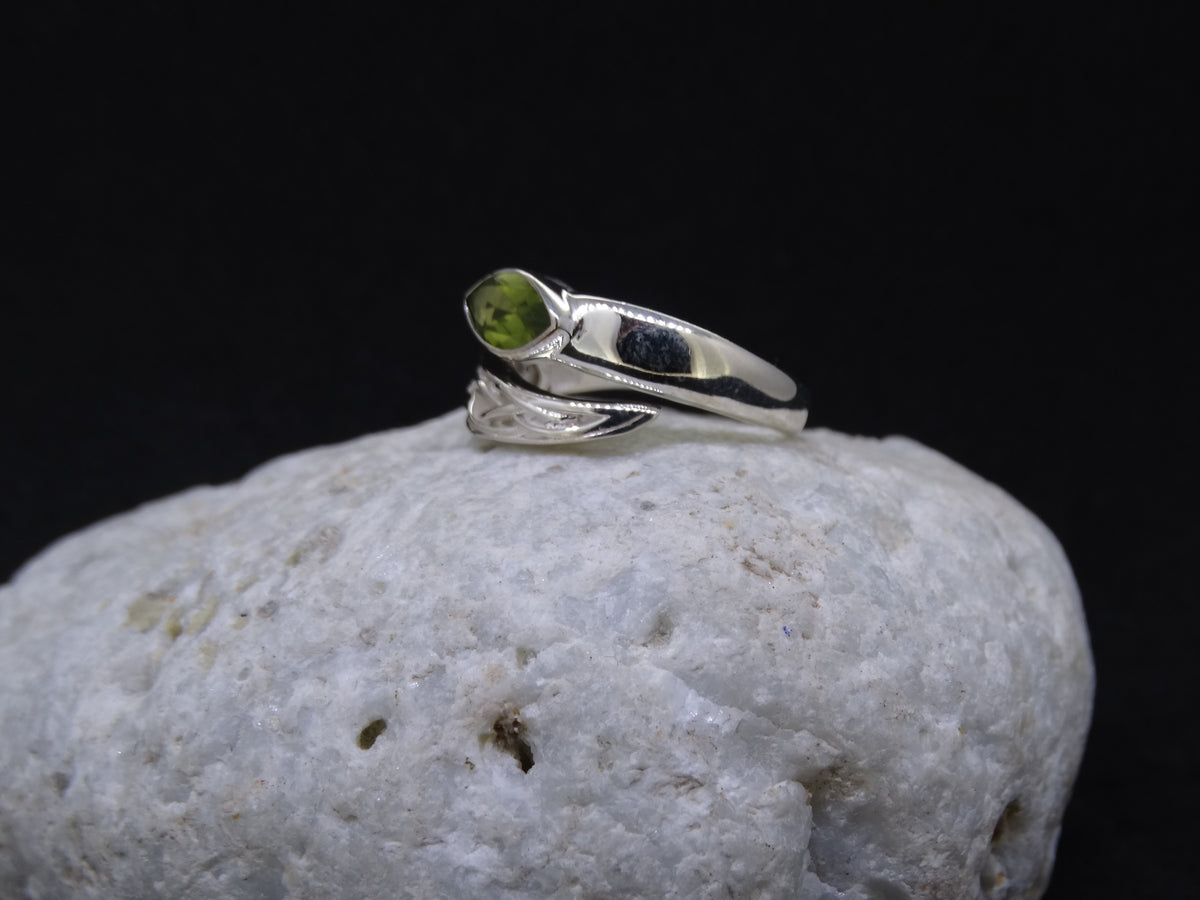 Peridot Sterling Silver  Ring image 5