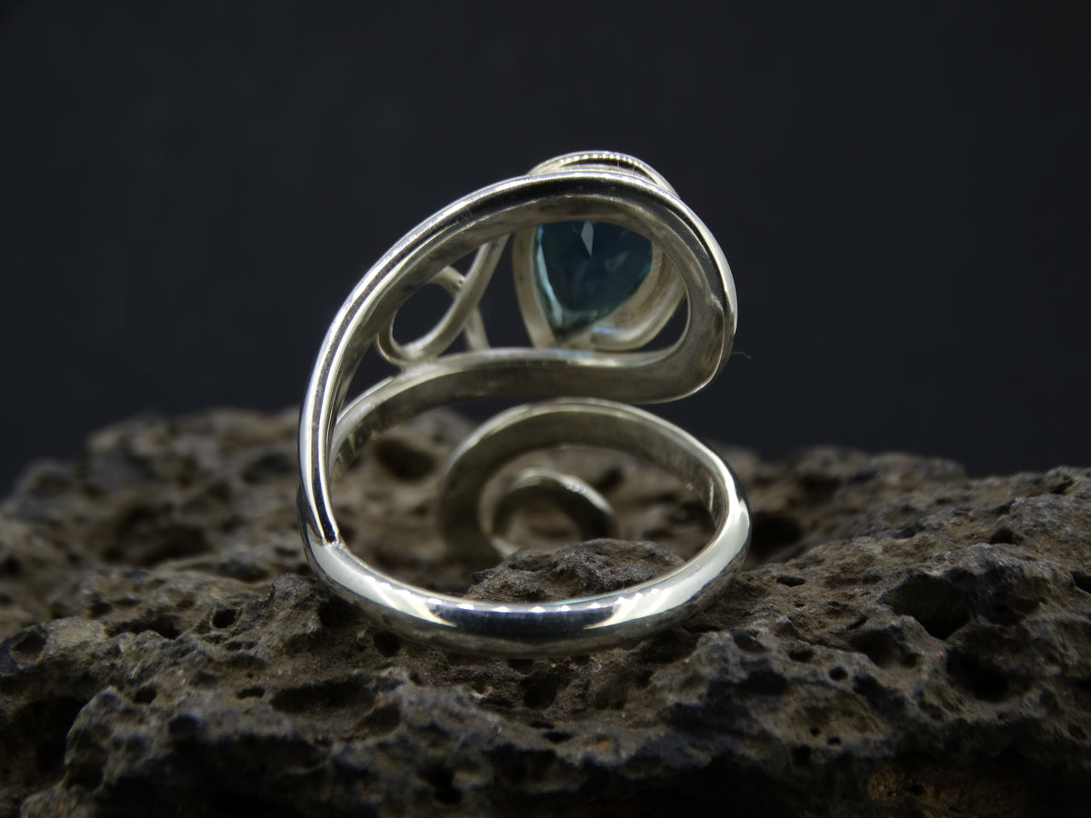 Blue Topaz Sterling Silver Ring image 5