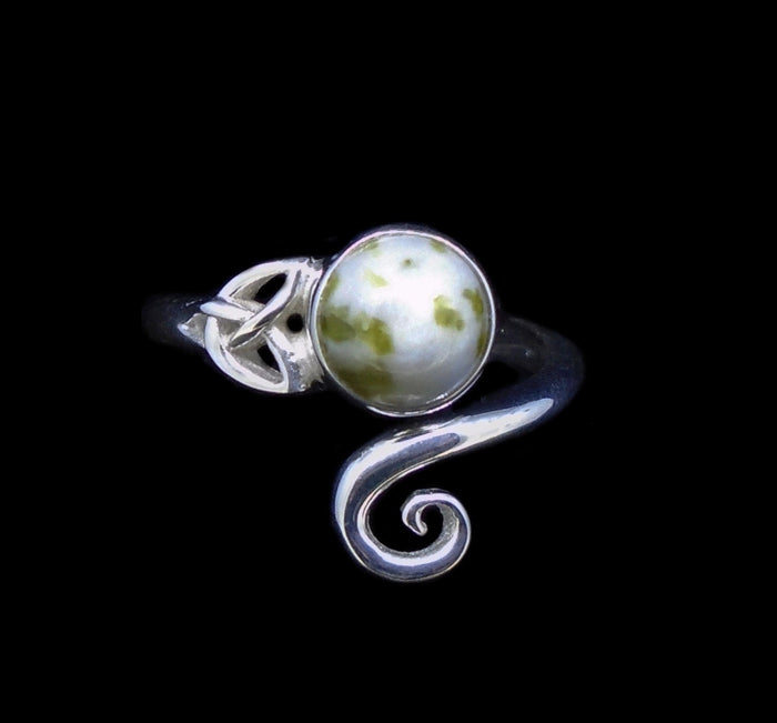 Iona Marble Trinity Knot Sterling Silver Ring image 0