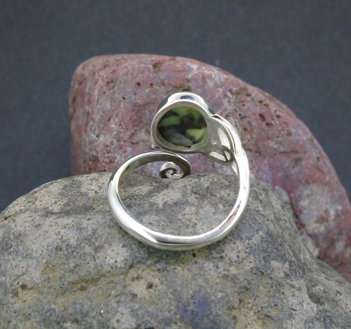 Skye Marble Celtic Sterling Silver Ring image 6