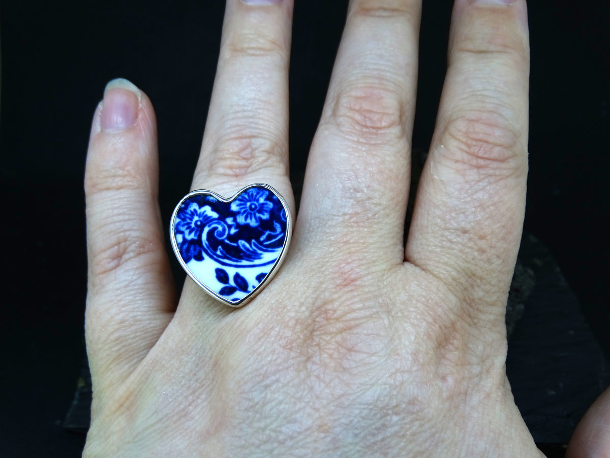 Old Willow Flowers Sterling Silver Heart Ring image 1