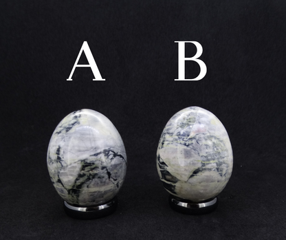 Light Isle of Skye Marble & Serpentine Egg image 3