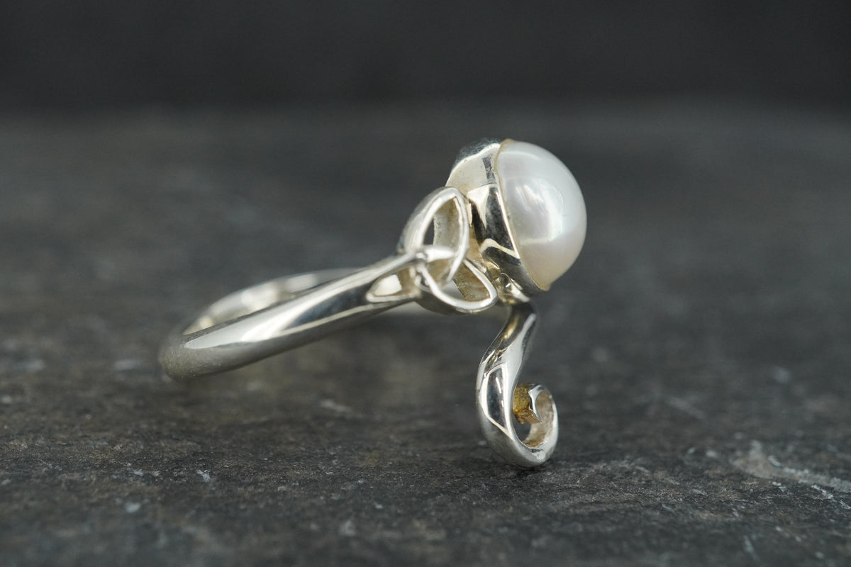Pearl Sterling Silver Celtic Ring image 3
