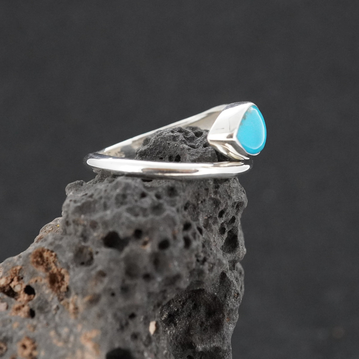 Rare Bisbee Turquoise Sterling Silver Wrap Ring image 2