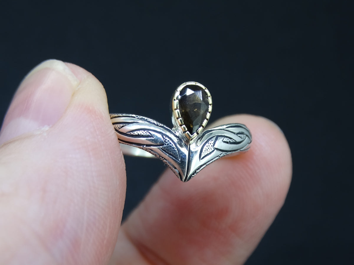 Cairngorm Quartz Scottish Gold and Sterling Silver Wishbone Ring image 1
